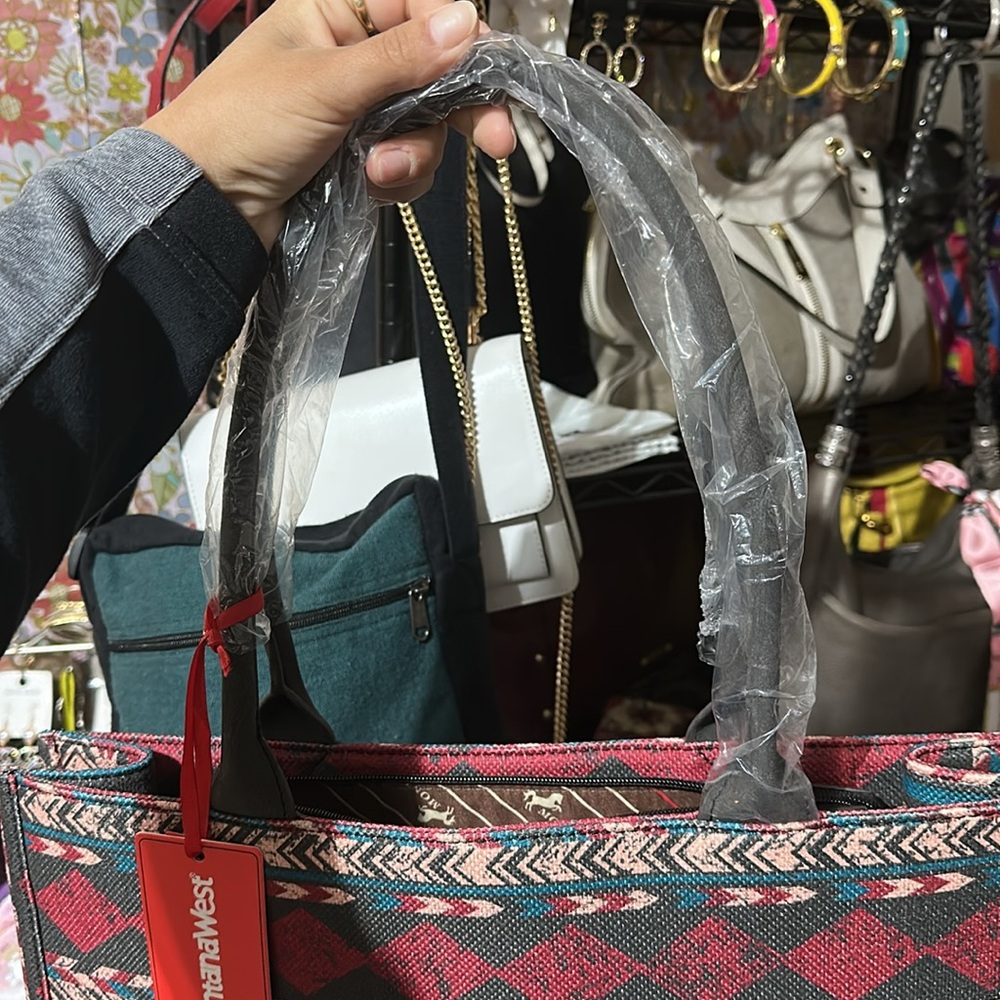 Montana West Tote NWT - Picture 4 of 6